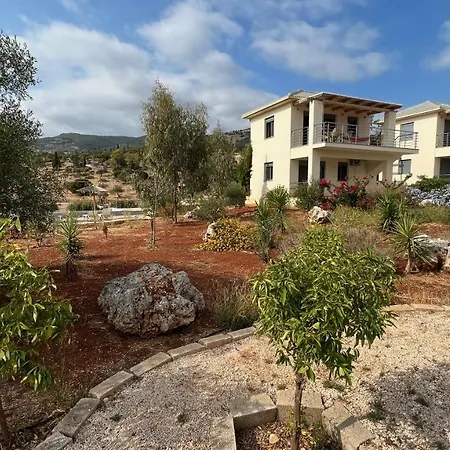 Luxurious At A Unique Spot וילה