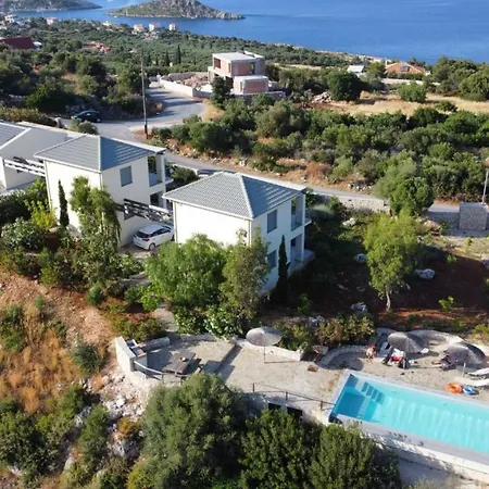 Luxurious At A Unique Spot וילה